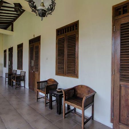 Oyo 1361 Singosari Family Residence Banyuwangi (East Java) Ngoại thất bức ảnh