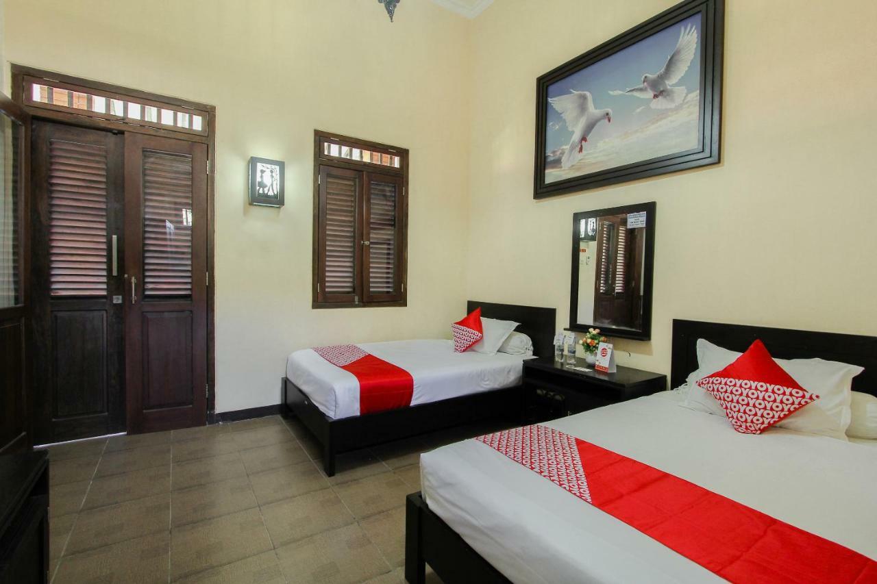 Oyo 1361 Singosari Family Residence Banyuwangi (East Java) Ngoại thất bức ảnh