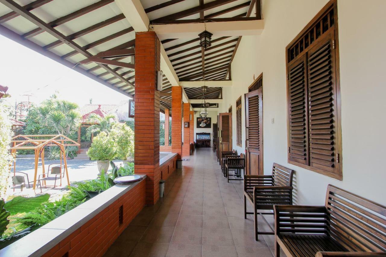 Oyo 1361 Singosari Family Residence Banyuwangi (East Java) Ngoại thất bức ảnh