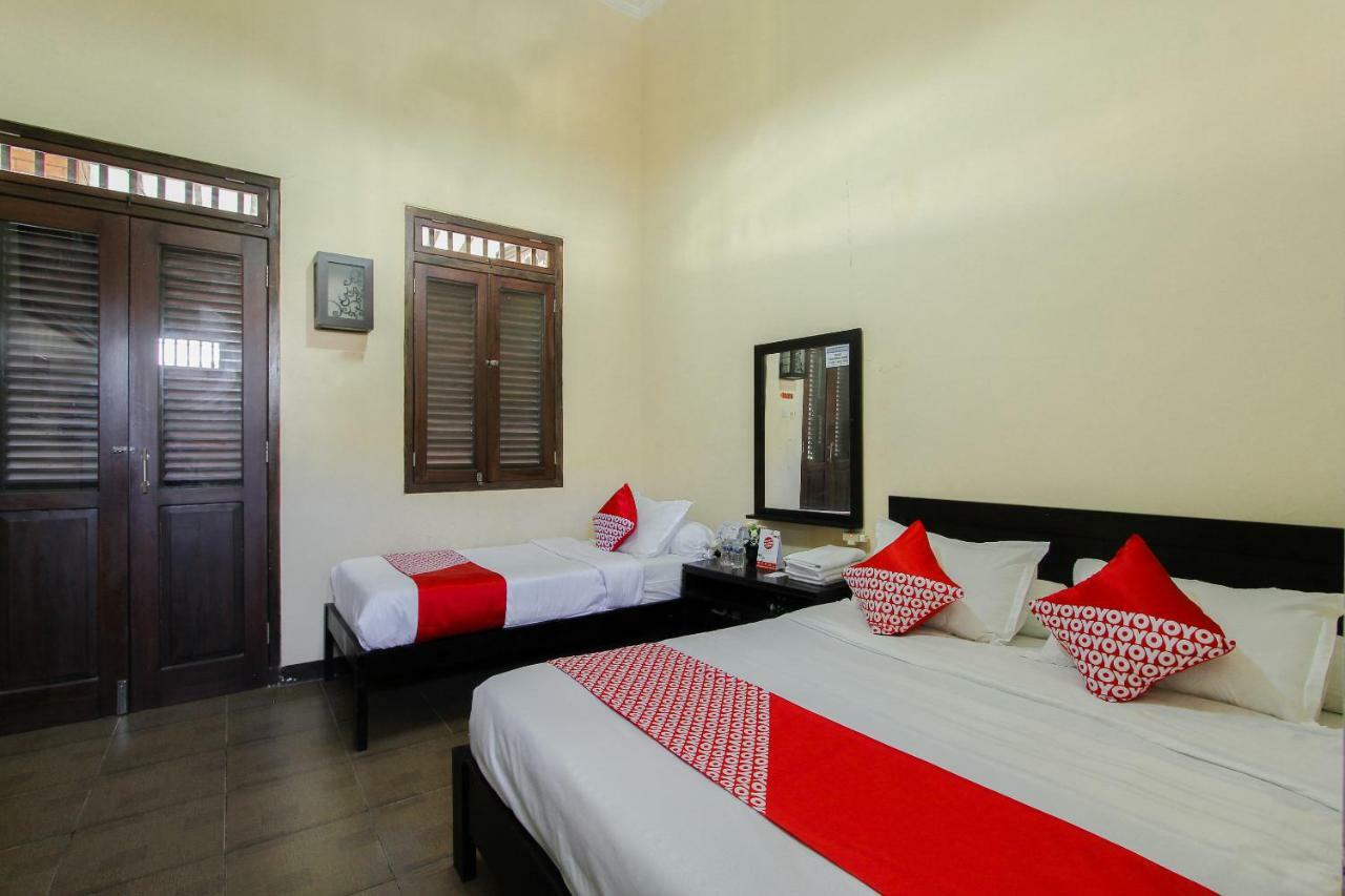 Oyo 1361 Singosari Family Residence Banyuwangi (East Java) Ngoại thất bức ảnh